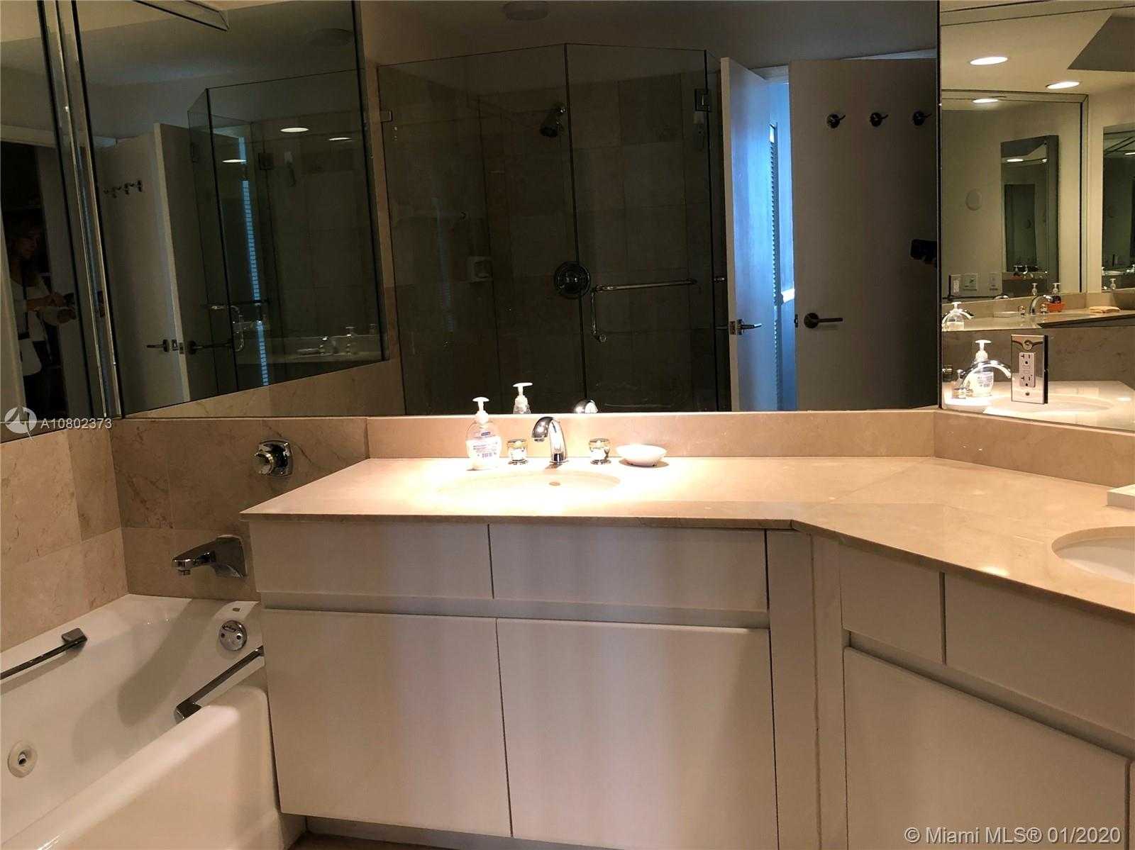 Small Image of 888 BRICKELL KEY DR #1609, Miami Number 17