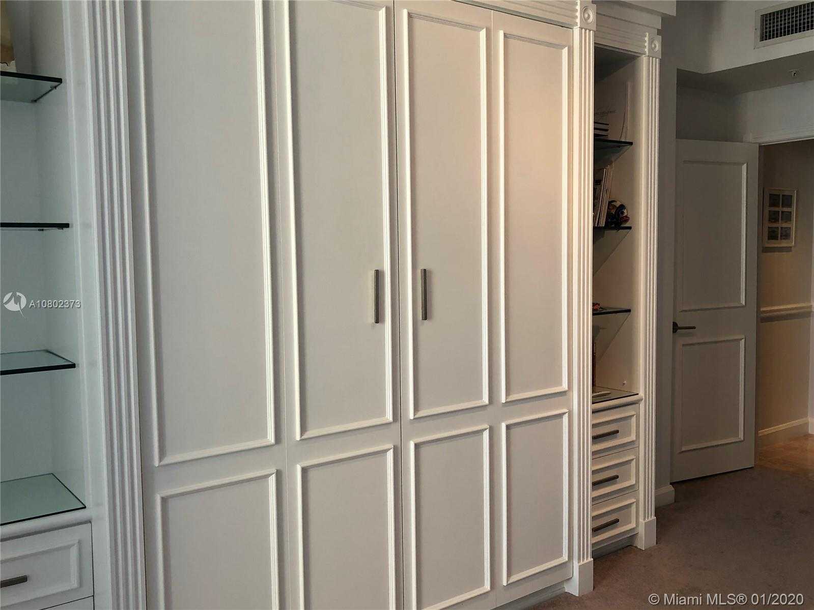 Small Image of 888 BRICKELL KEY DR #1609, Miami Number 21