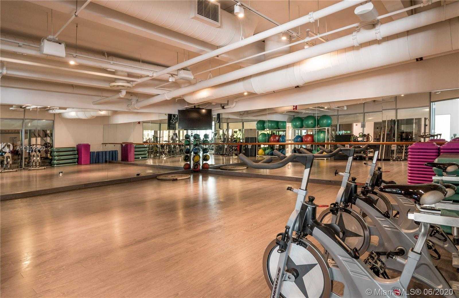 Small Image of 6101 AQUA AVE #301, Miami Beach Number 21