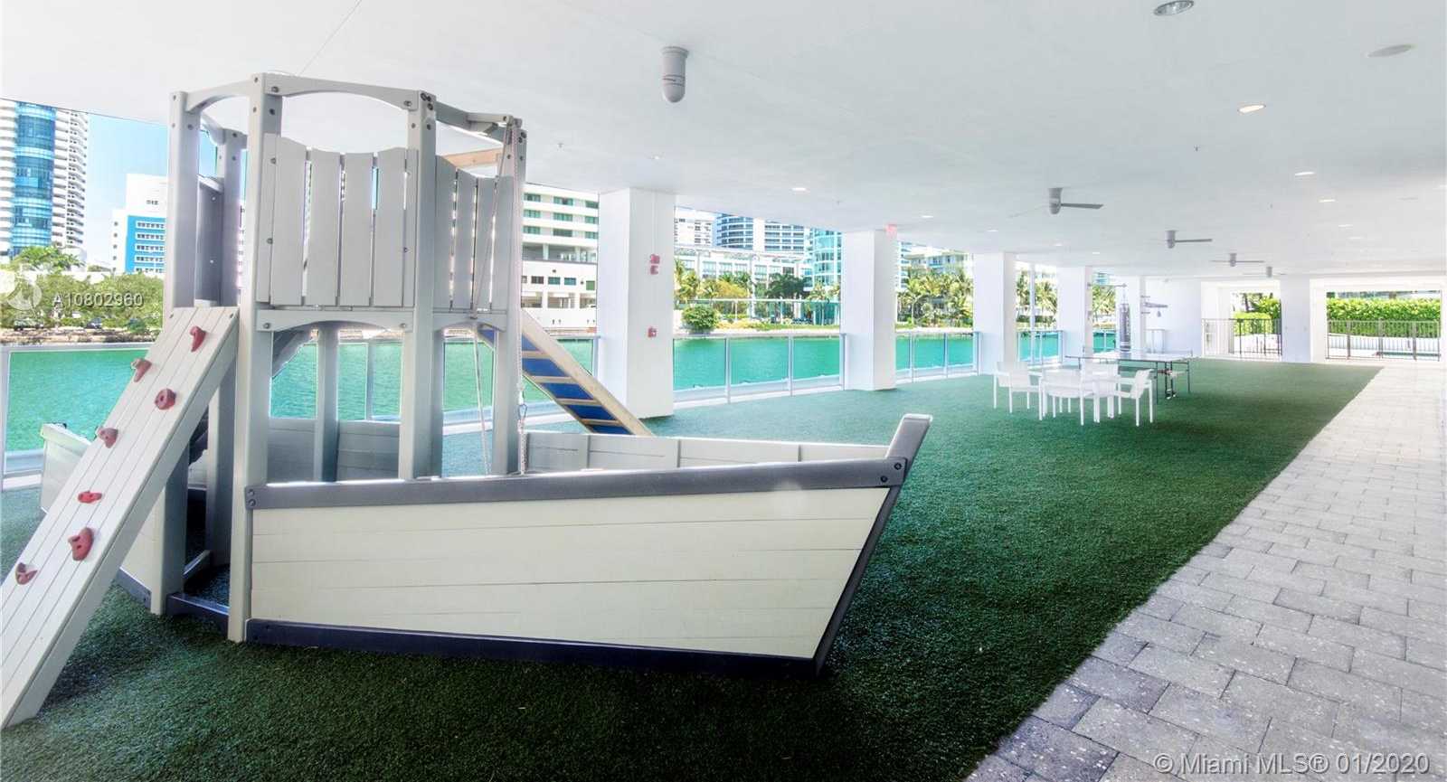 Small Image of 6101 AQUA AVE #301, Miami Beach Number 23