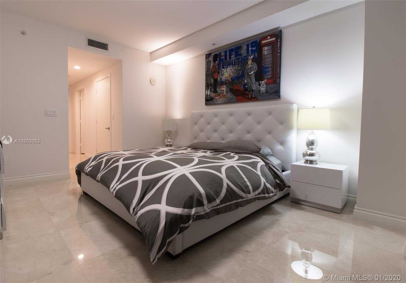 Small Image of 18201 COLLINS AVE #1704, Sunny Isles Beach Number 13