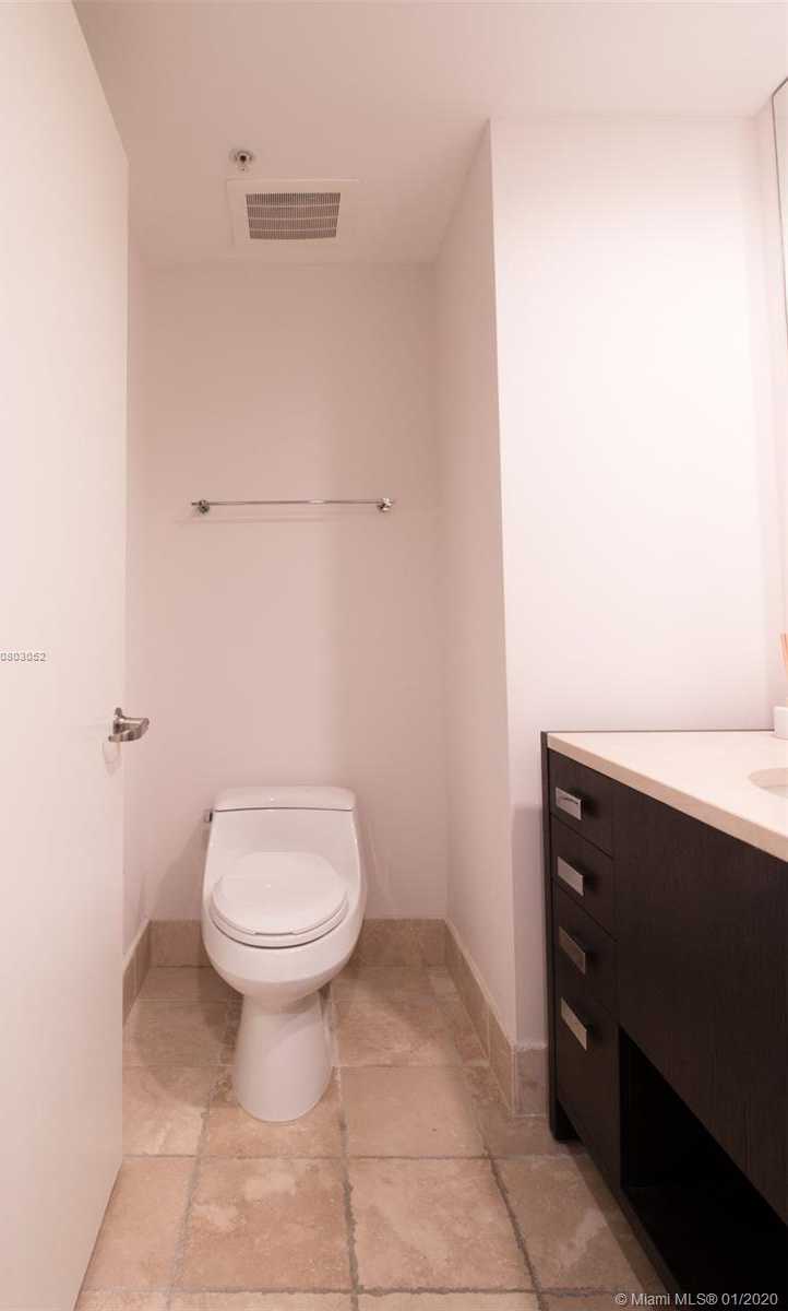 Small Image of 18201 COLLINS AVE #1704, Sunny Isles Beach Number 15