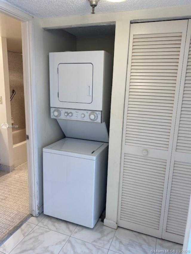 Small Object Image