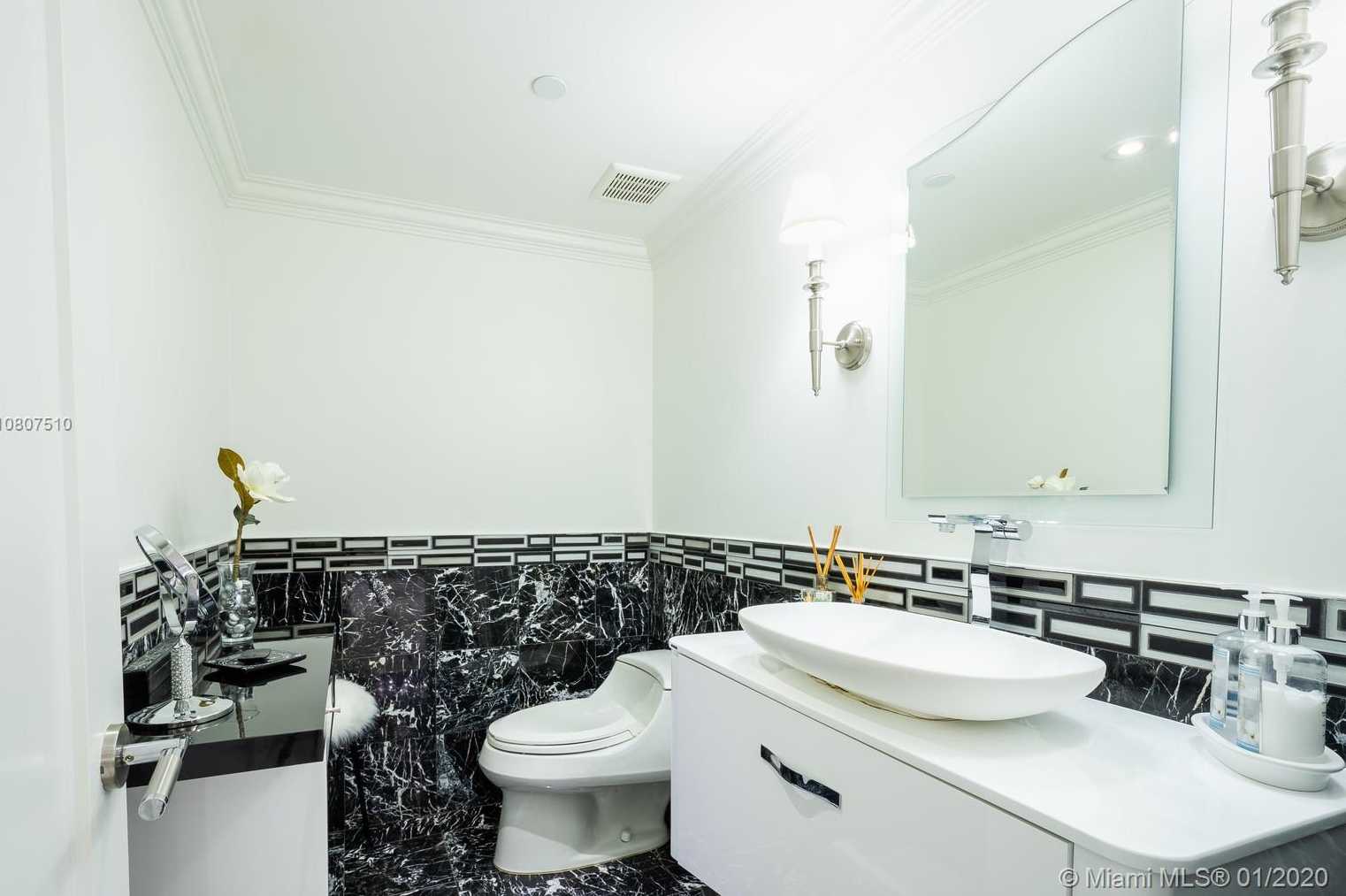 Small Image of 10205 COLLINS AVE #1004- RENOVATED, Bal Harbour Number 22