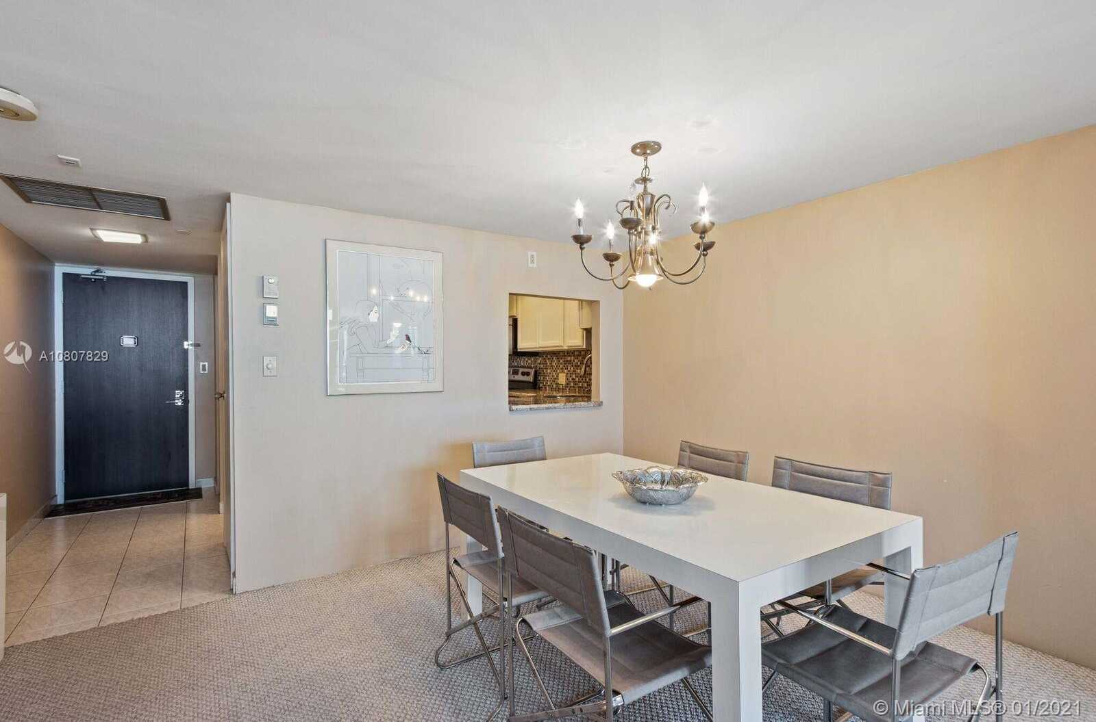 Small Image of 20301 WEST COUNTRY CLUB DR #PH30, Aventura Number 6