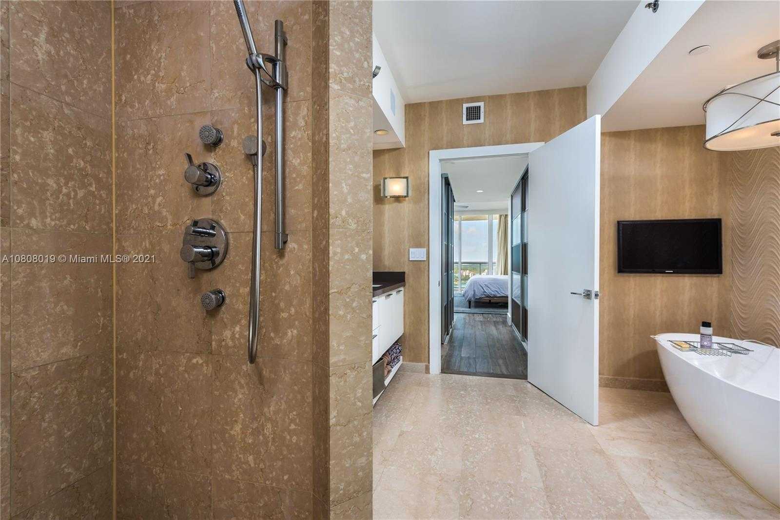 Small Image of 400 ALTON RD #2604, Miami Beach Number 20