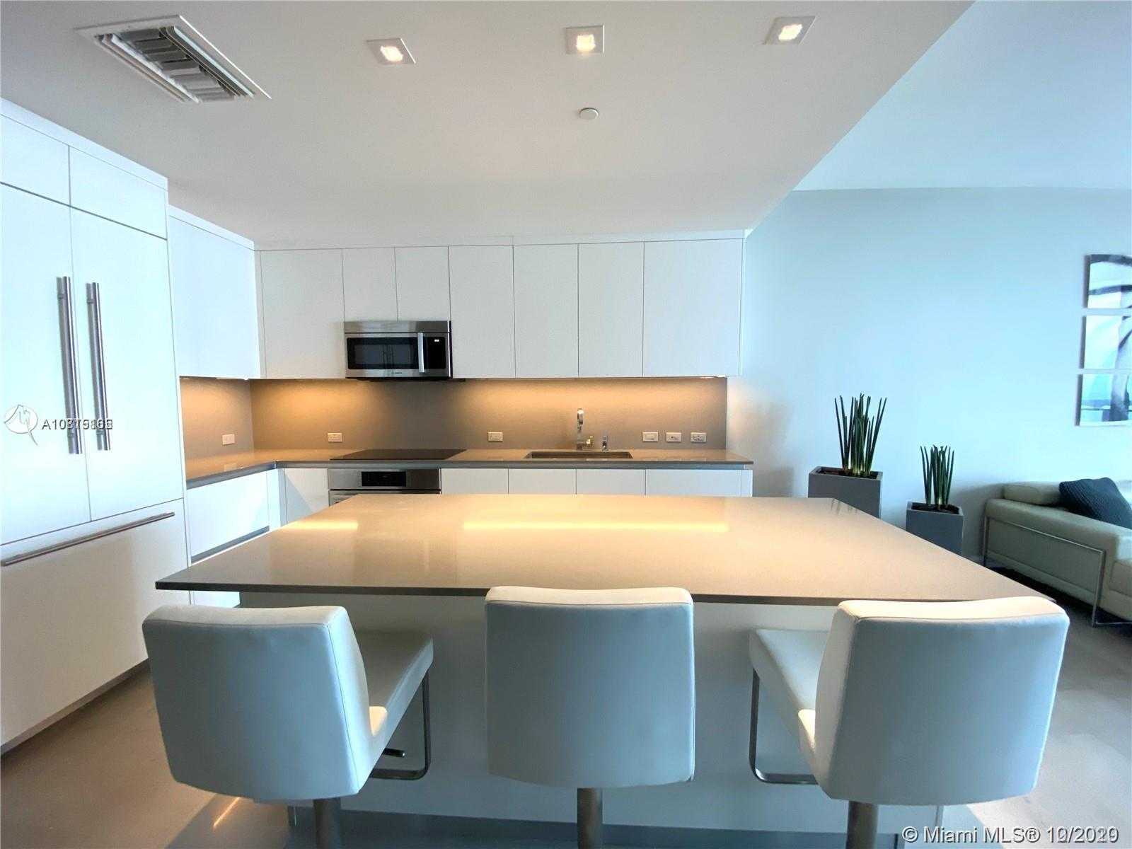Small Image of 68 SOUTH EAST 6TH ST #2205, Miami Number 3