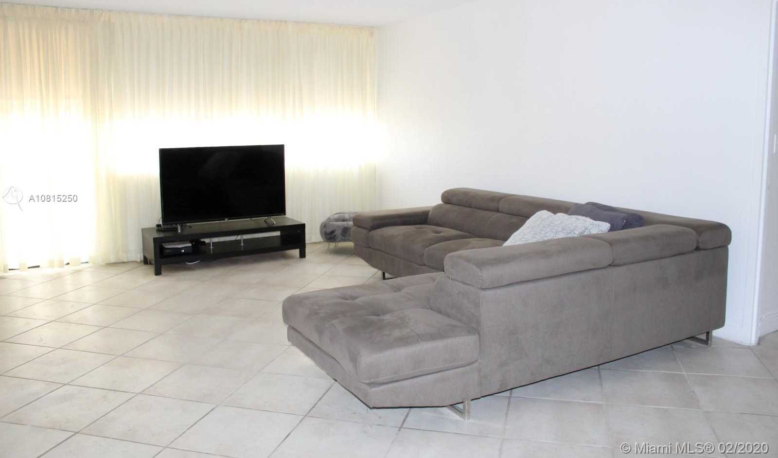 Small Image of 251 174TH ST #211, Sunny Isles Beach Number 5