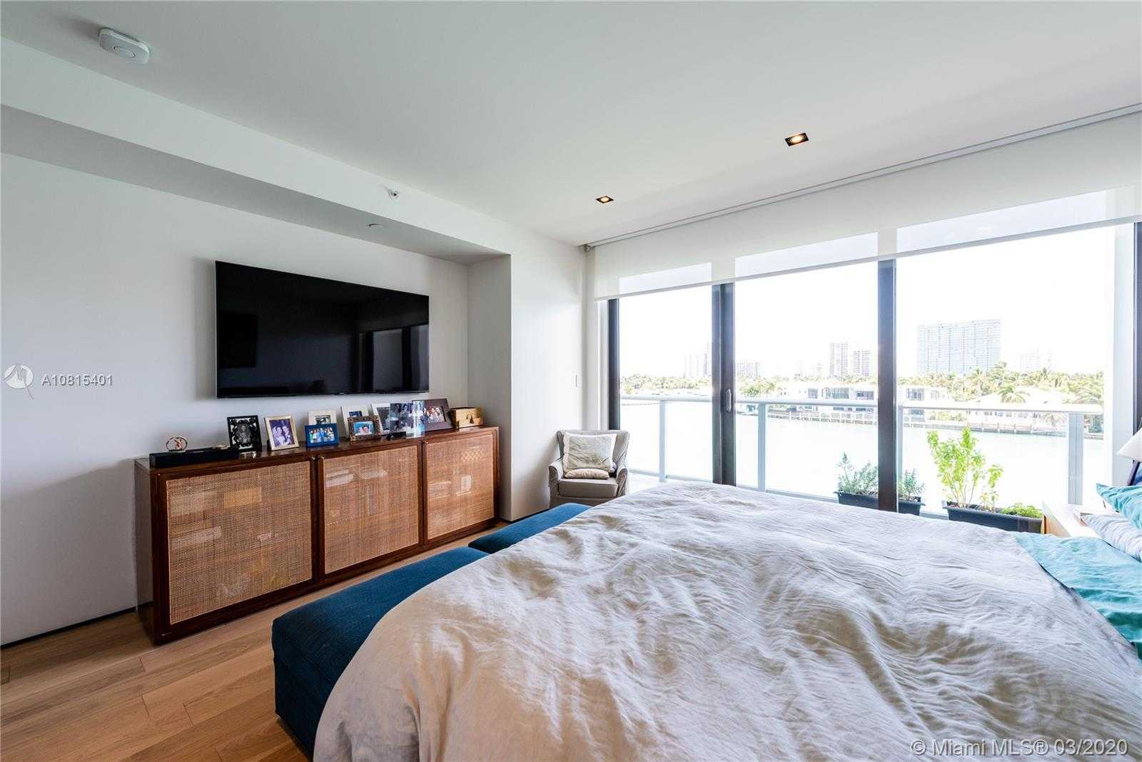Small Image of 10201 EAST BAY HARBOR DR #407, Bay Harbor Islands Number 11