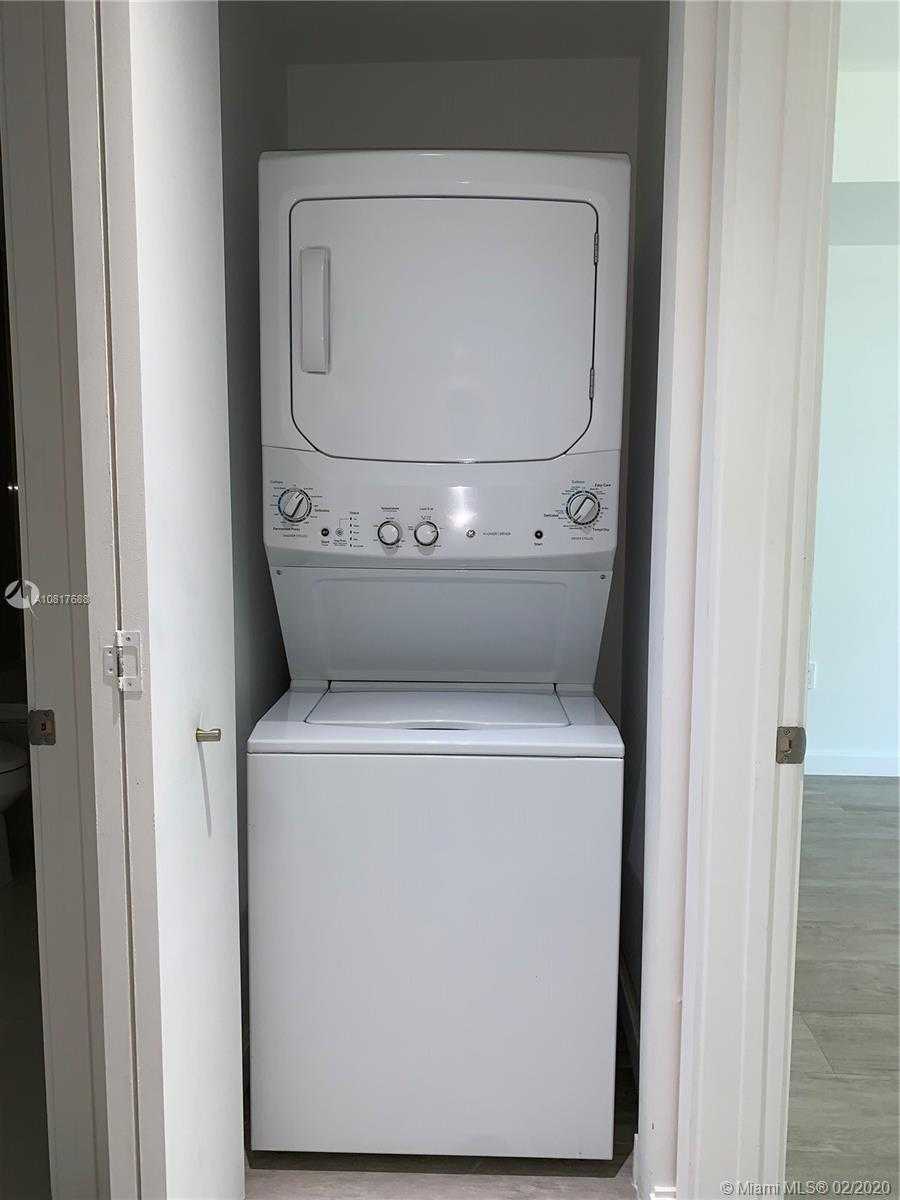 Small Image of 55 SOUTH WEST 9TH ST #1802, Miami Number 13