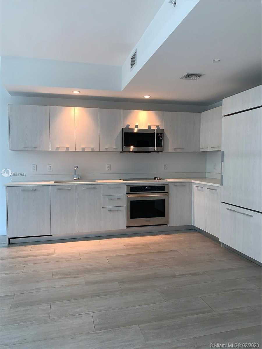 Small Image of 55 SOUTH WEST 9TH ST #1802, Miami Number 9