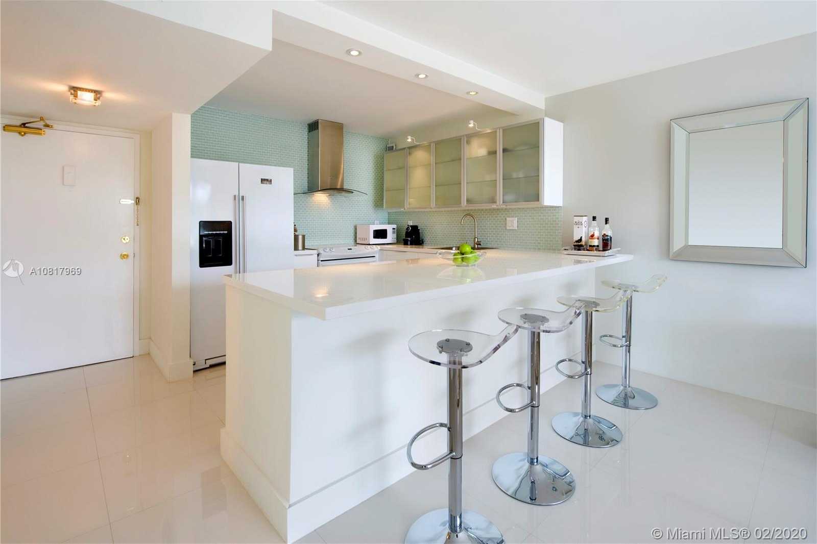 Small Image of 465 OCEAN DR #219, Miami Beach Number 4