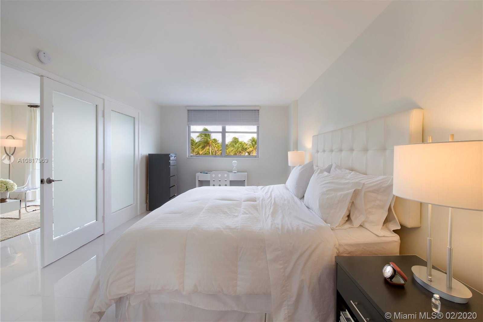 Small Image of 465 OCEAN DR #219, Miami Beach Number 7