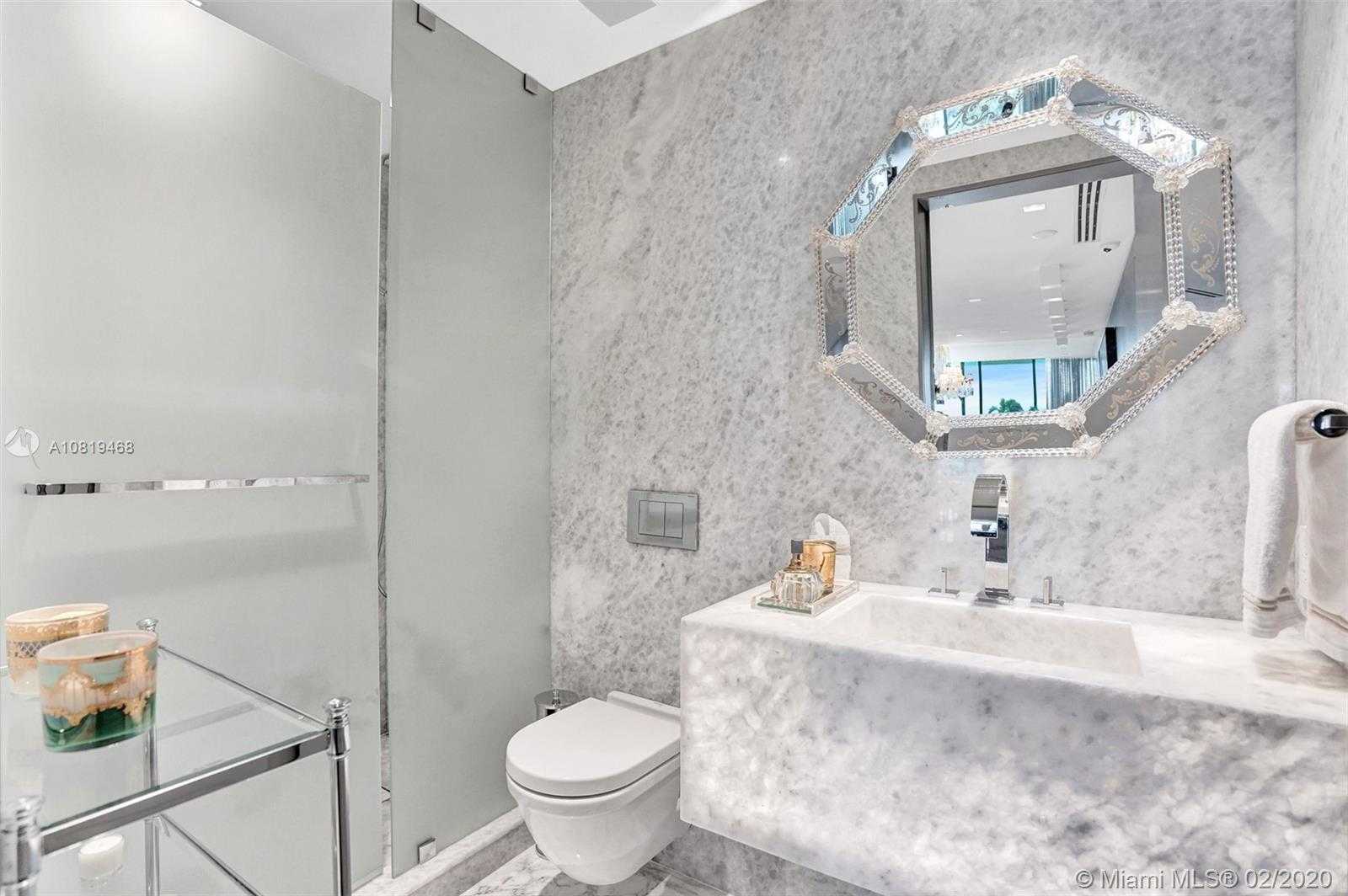 Small Image of 10201 COLLINS AVE #302, Bal Harbour Number 14
