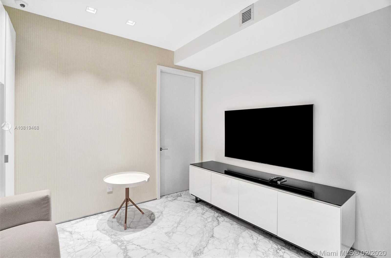 Small Image of 10201 COLLINS AVE #302, Bal Harbour Number 16