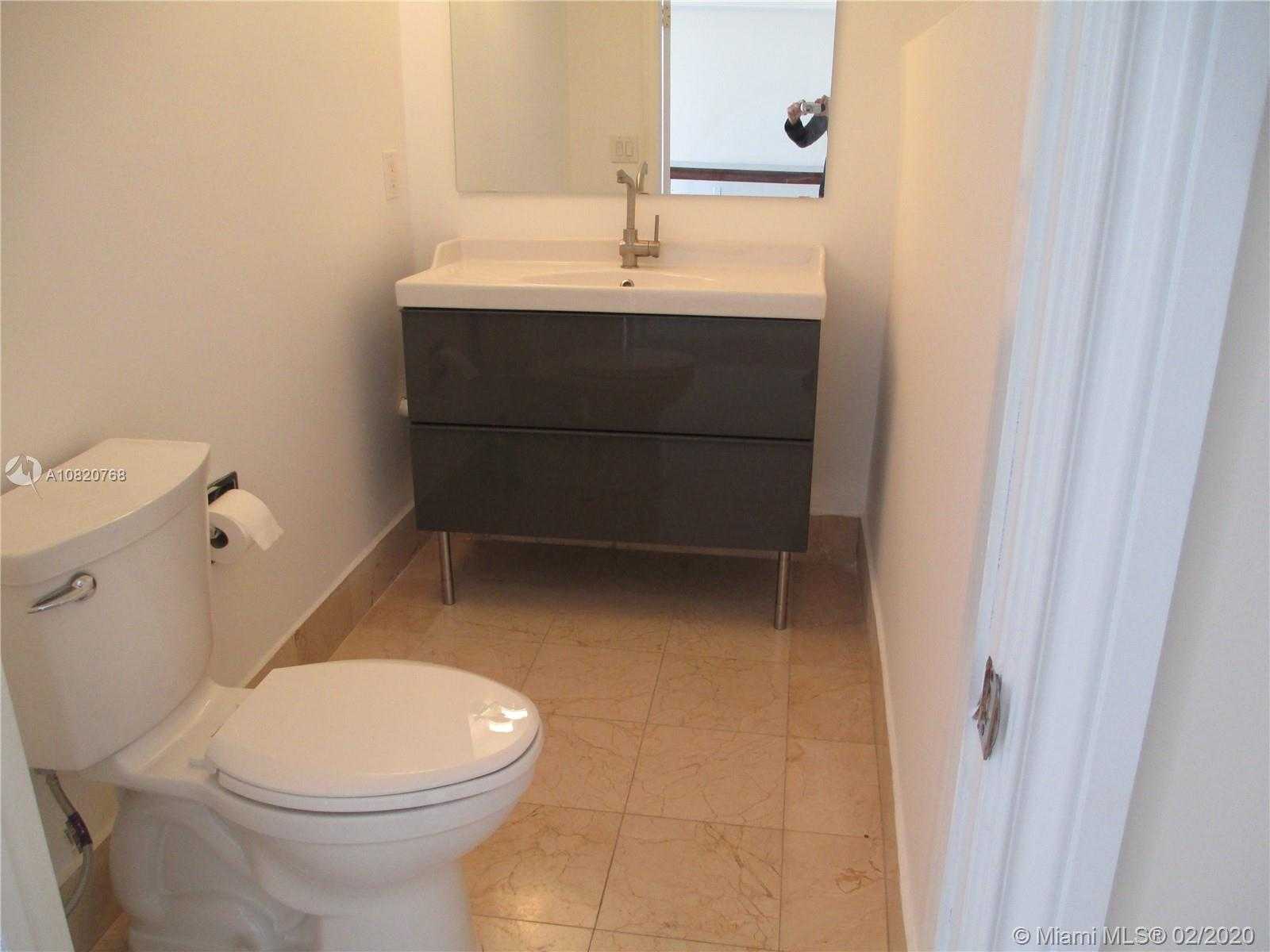 Small Image of 415 POINCIANA DR #1430, Sunny Isles Beach Number 13