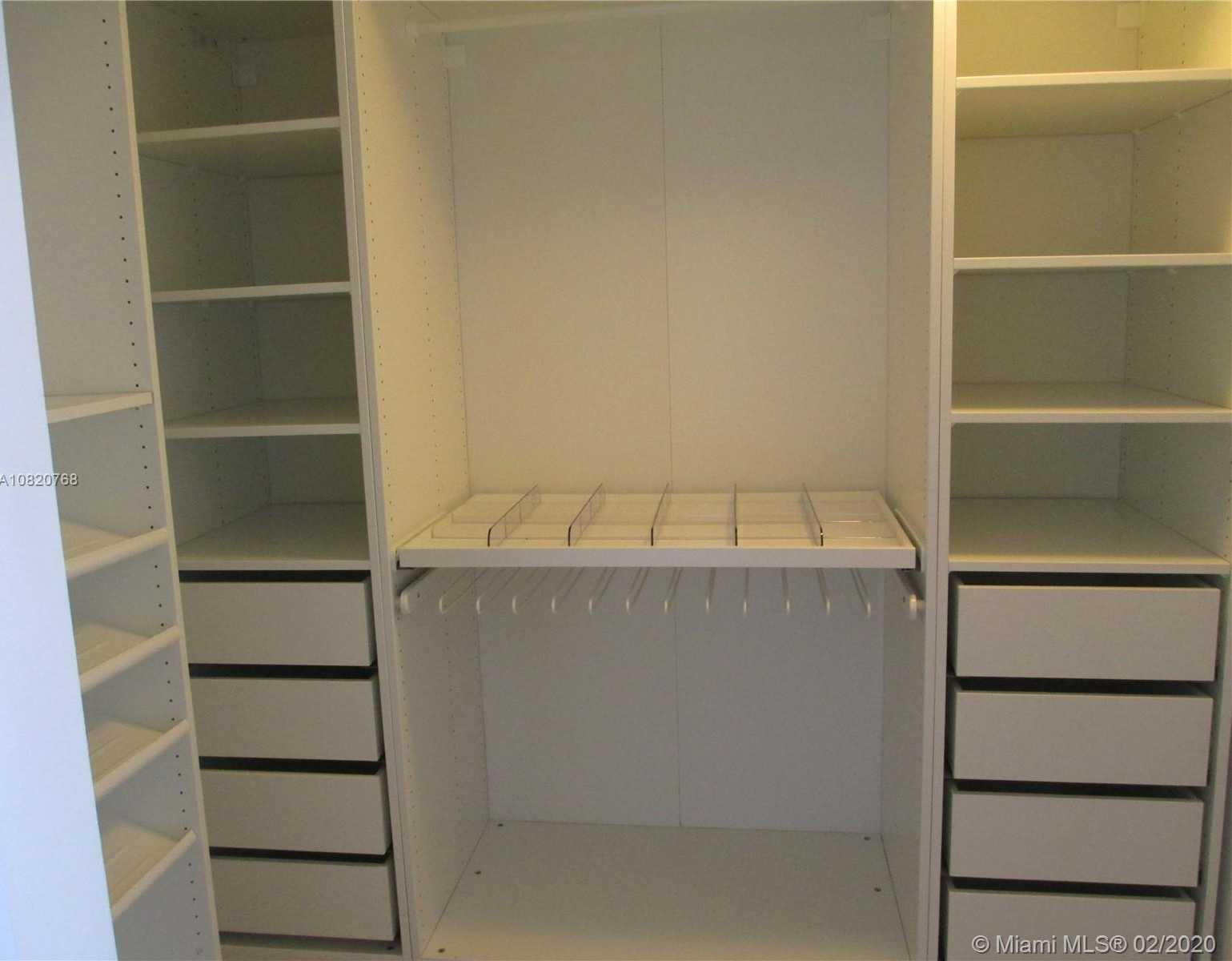 Small Image of 415 POINCIANA DR #1430, Sunny Isles Beach Number 14