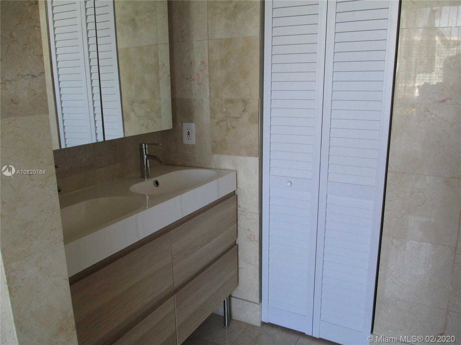 Small Image of 415 POINCIANA DR #1430, Sunny Isles Beach Number 15
