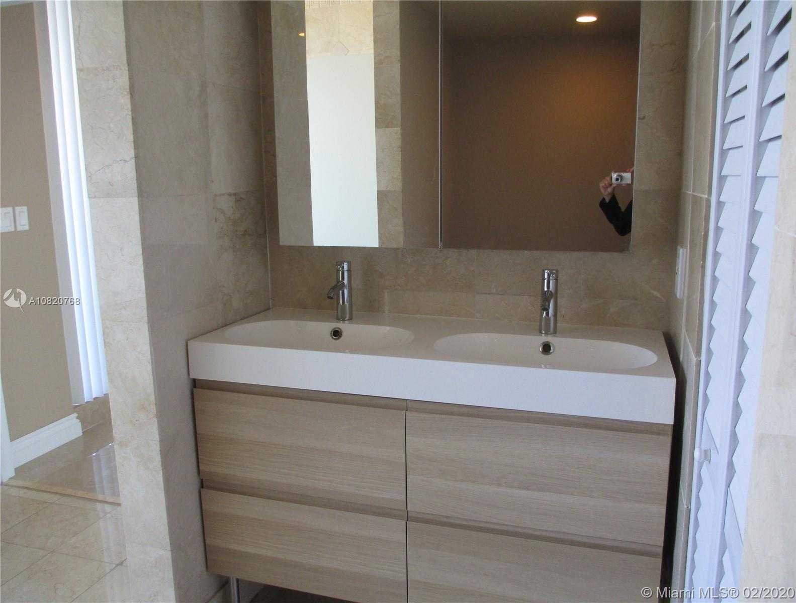 Small Image of 415 POINCIANA DR #1430, Sunny Isles Beach Number 16
