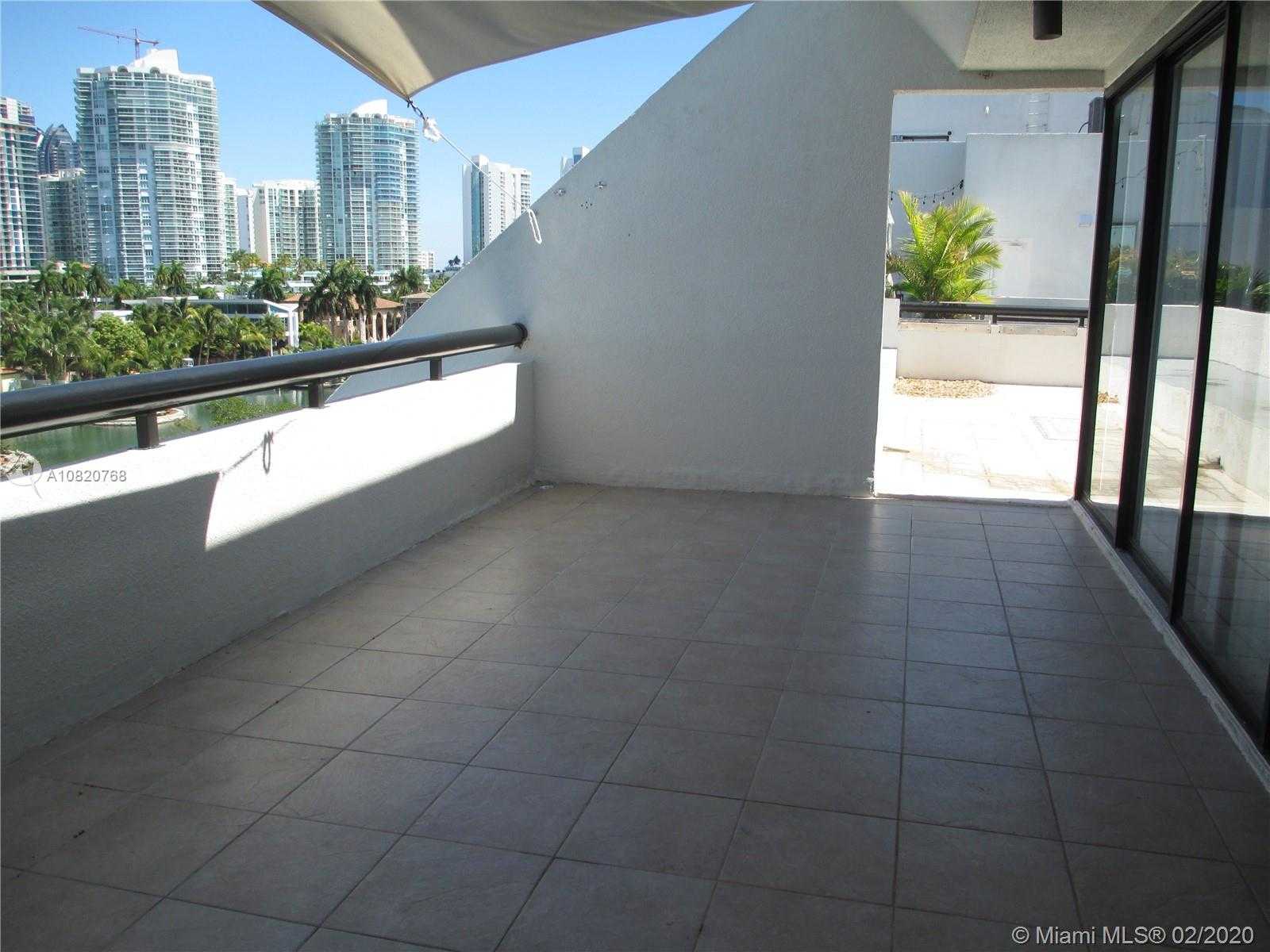 Small Image of 415 POINCIANA DR #1430, Sunny Isles Beach Number 19