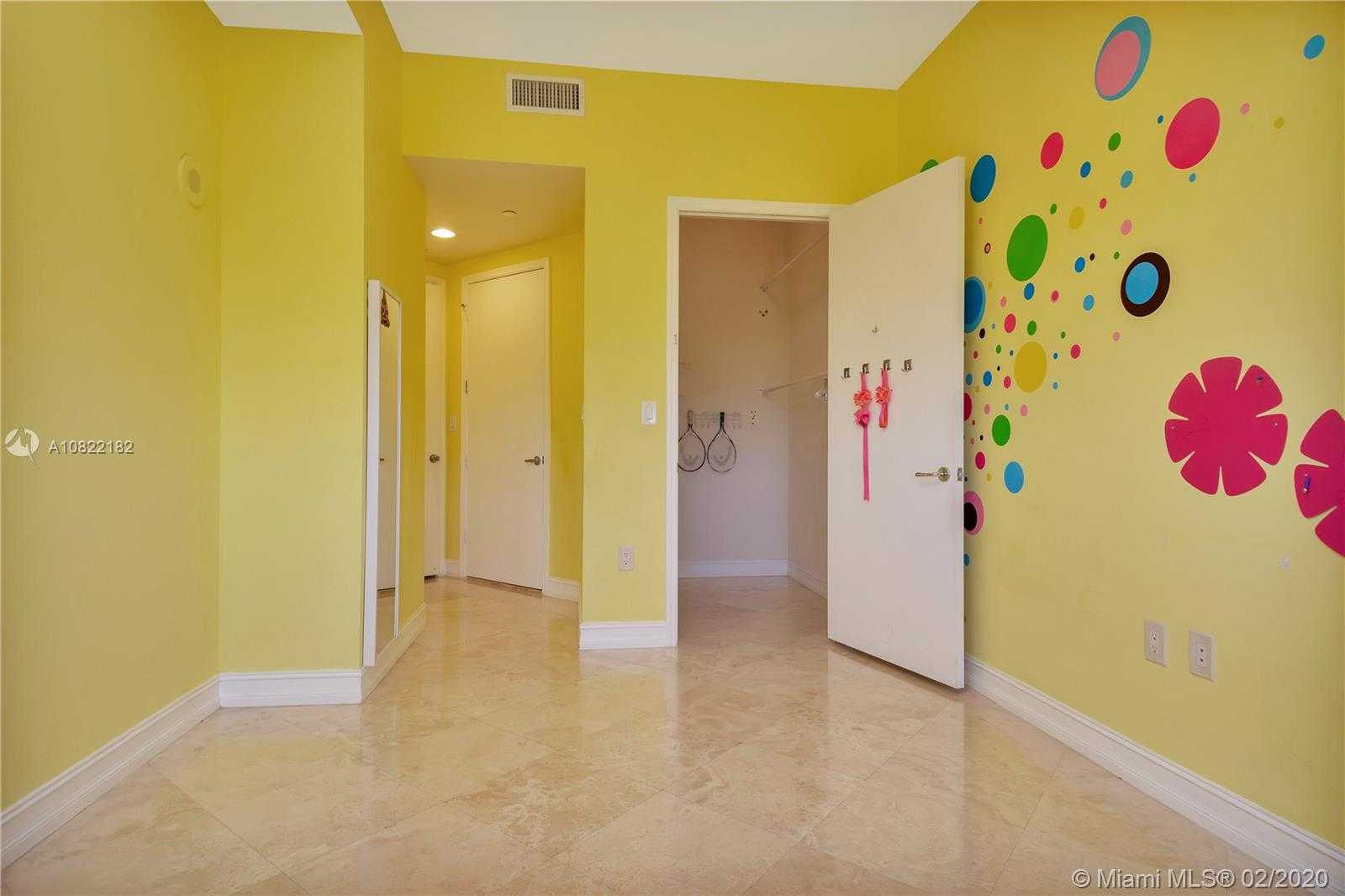Small Image of 19900 EAST COUNTRY CLUB DR #402, Aventura Number 16