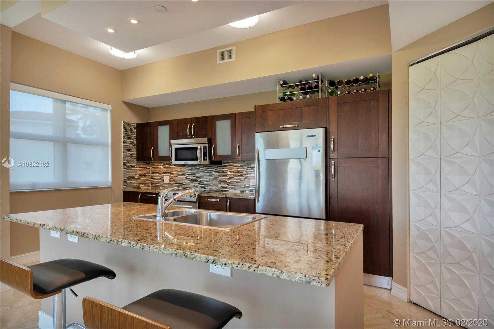 Small Image of 19900 EAST COUNTRY CLUB DR #402, Aventura Number 2