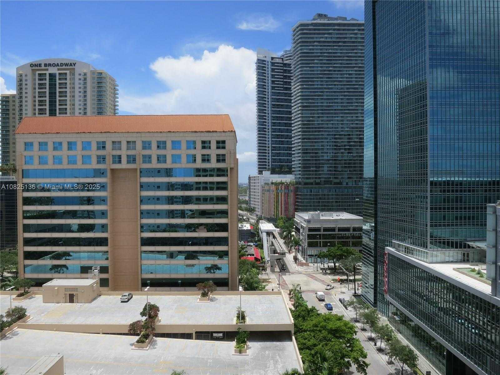 Small Image of 170 SOUTH EAST 14TH ST #1407, Miami Number 19