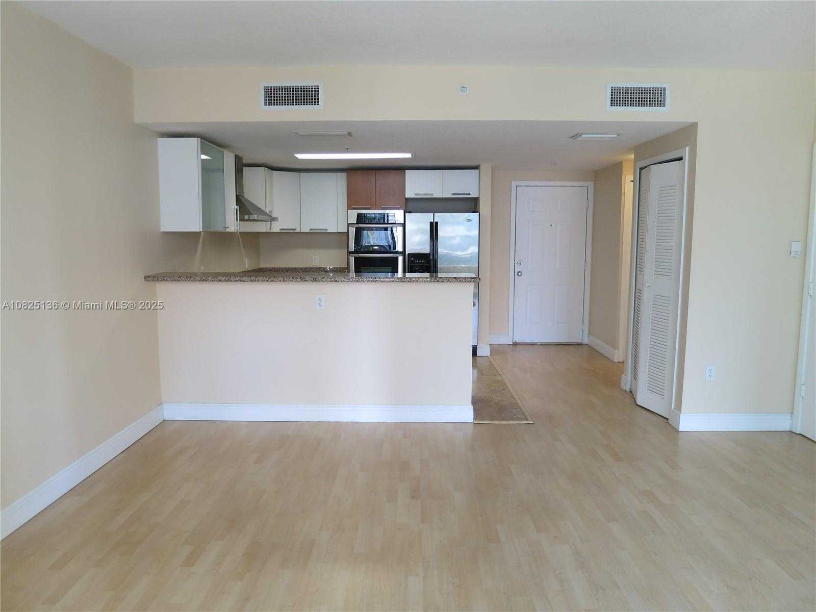 Small Image of 170 SOUTH EAST 14TH ST #1407, Miami Number 20