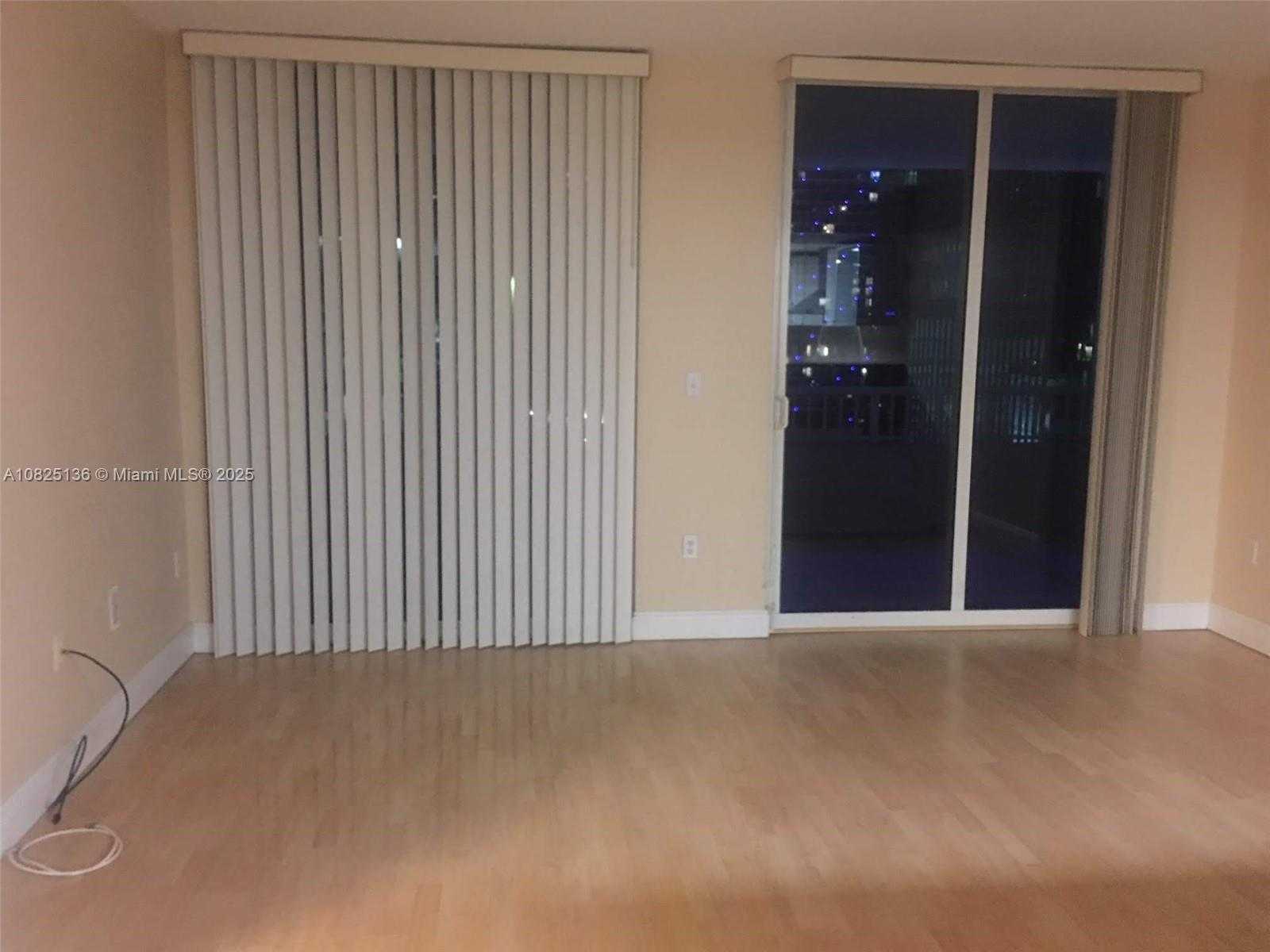 Small Image of 170 SOUTH EAST 14TH ST #1407, Miami Number 5