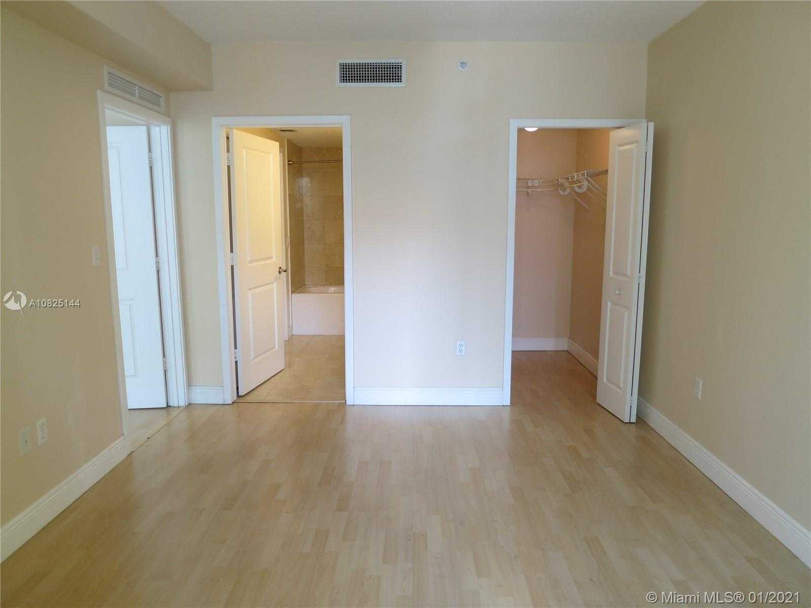 Small Image of 170 SOUTH EAST 14TH ST #1507, Miami Number 24