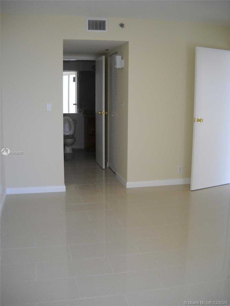 Small Image of 7601 EAST TREASURE DR #1224, North Bay Village Number 6