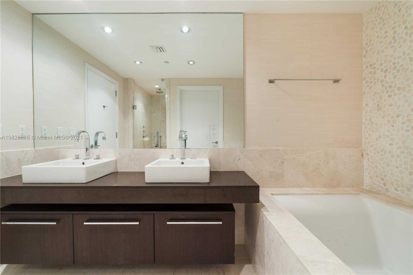 Small Image of 17121 COLLINS AVE #3905/3904, Sunny Isles Beach Number 32