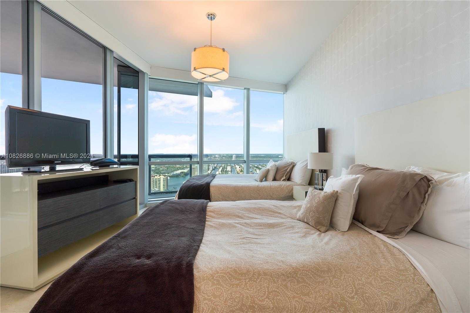 Small Image of 17121 COLLINS AVE #3905/3904, Sunny Isles Beach Number 45