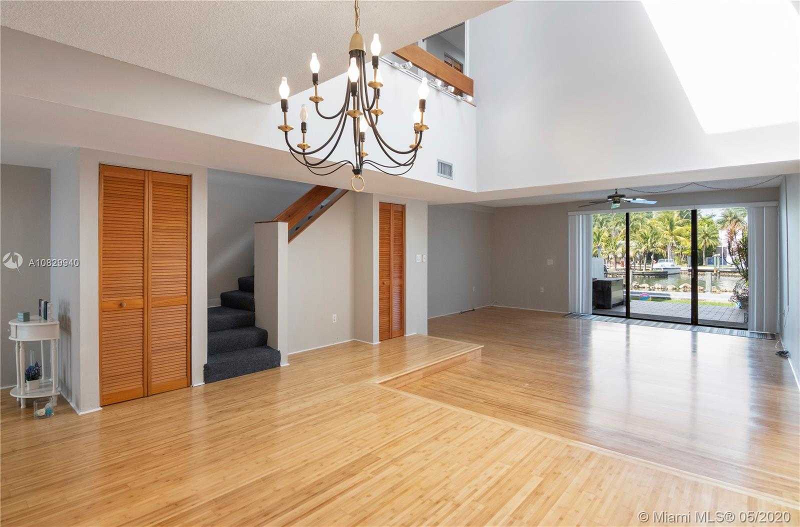 Small Image of 331 POINCIANA ISLAND DR #1001, Sunny Isles Beach Number 10