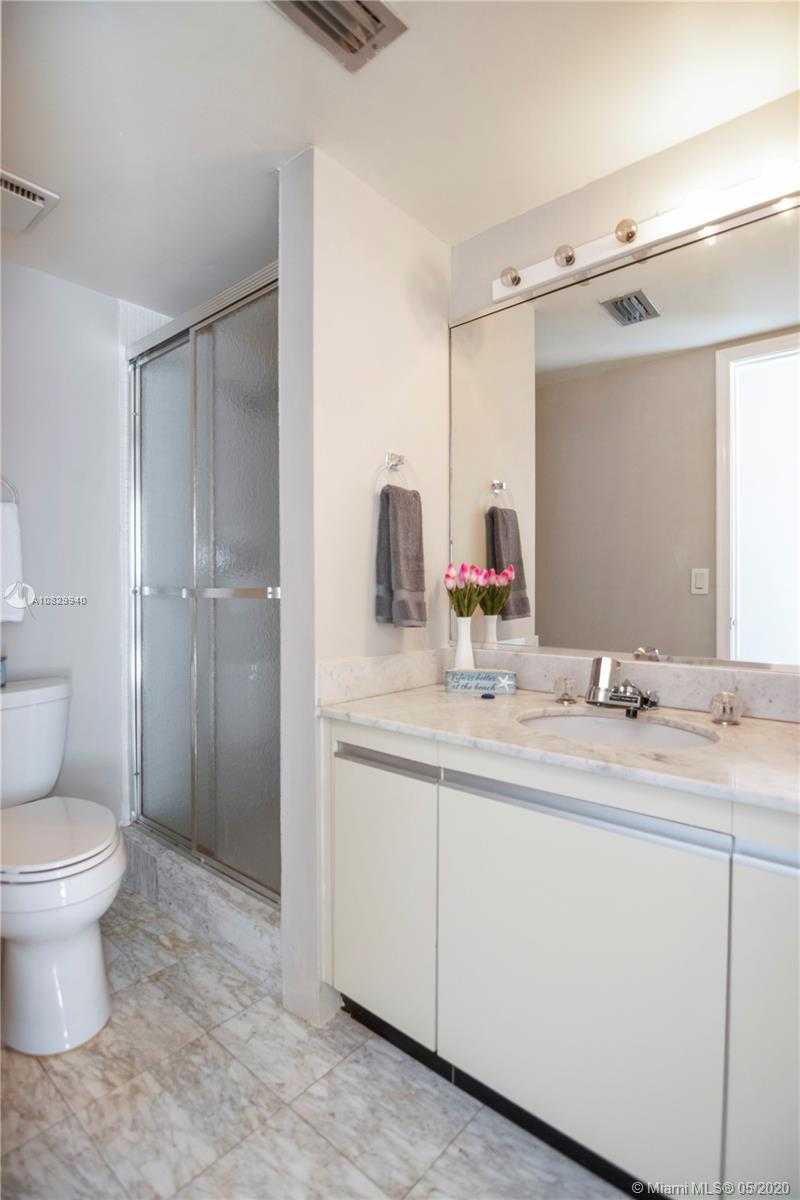 Small Image of 331 POINCIANA ISLAND DR #1001, Sunny Isles Beach Number 11