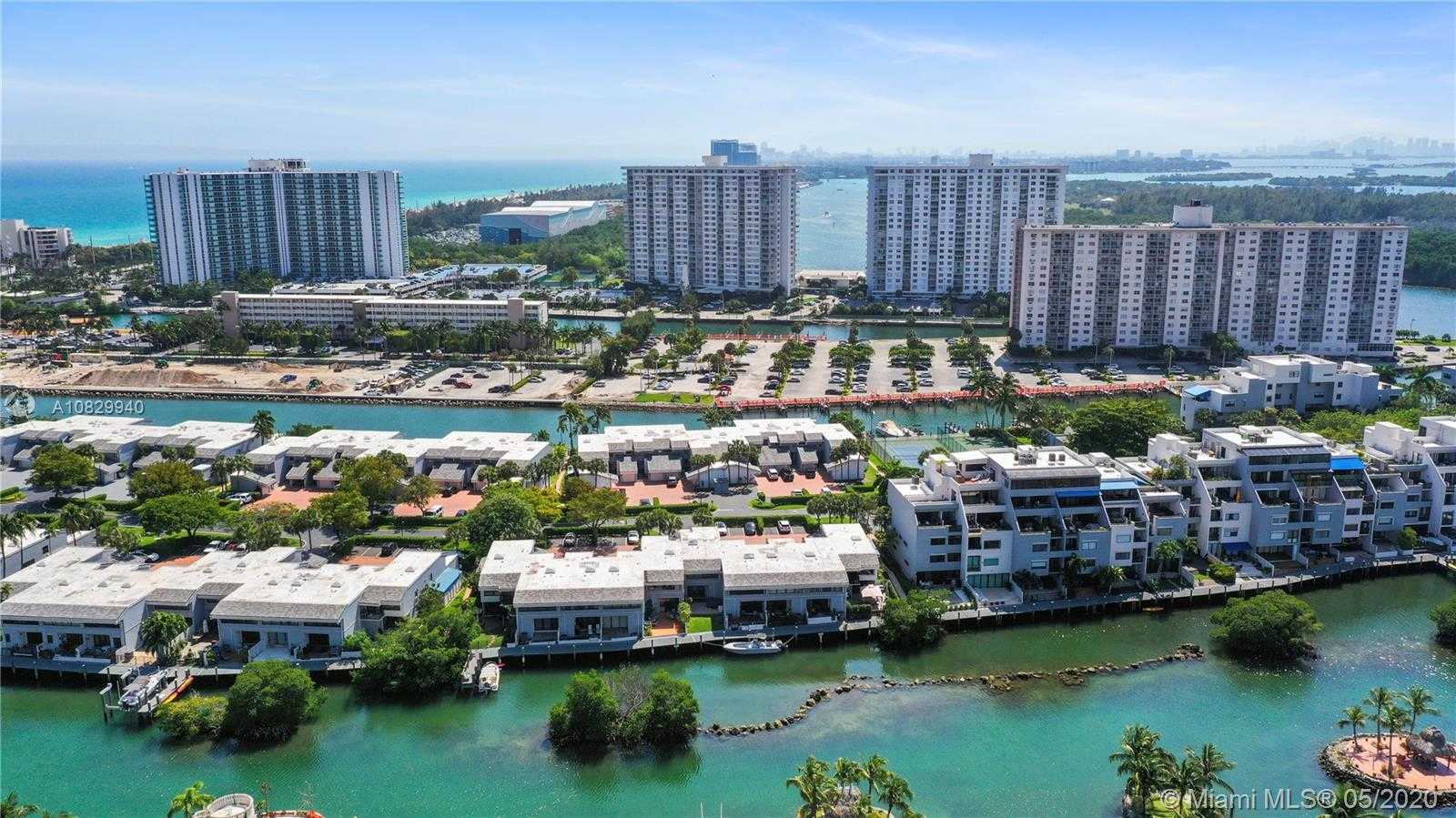 Small Image of 331 POINCIANA ISLAND DR #1001, Sunny Isles Beach Number 32