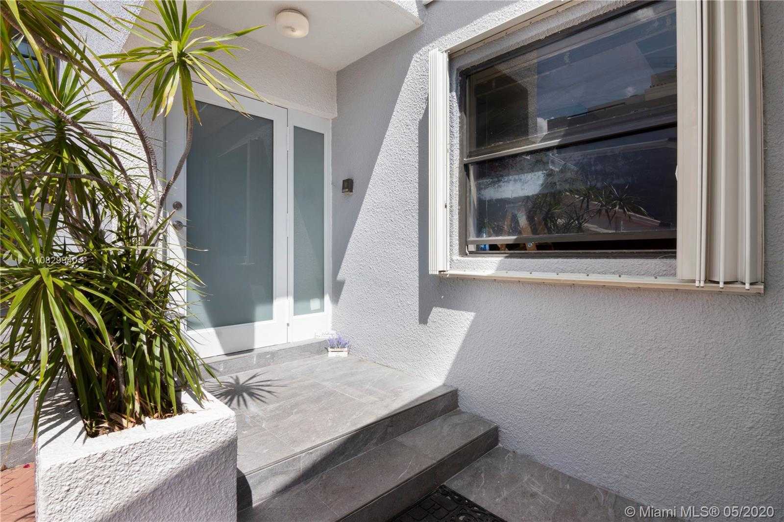 Small Image of 331 POINCIANA ISLAND DR #1001, Sunny Isles Beach Number 5