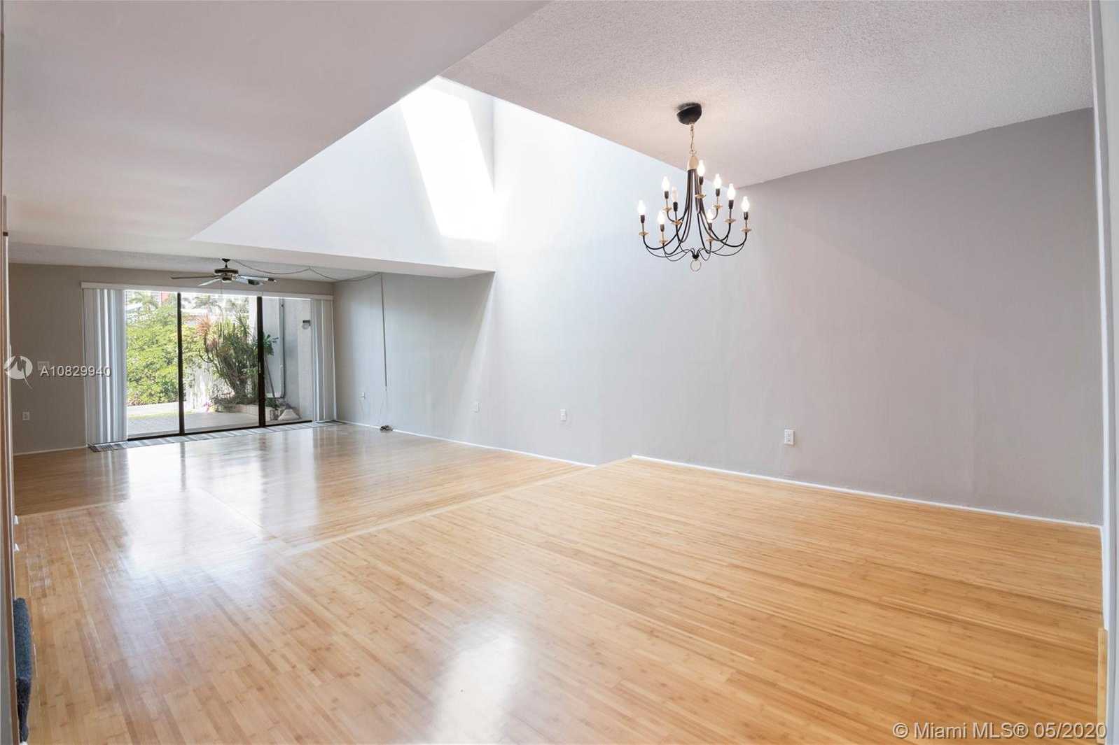 Small Image of 331 POINCIANA ISLAND DR #1001, Sunny Isles Beach Number 7