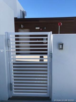 Small Image of 1150 102 ST #PH-1 + ROOF TOP, Bay Harbor Islands Number 47