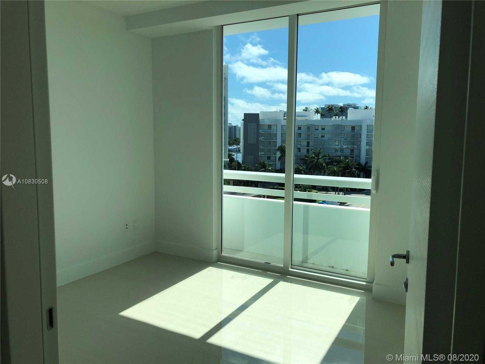 Small Image of 1150 102 ST #PH-1 + ROOF TOP, Bay Harbor Islands Number 57