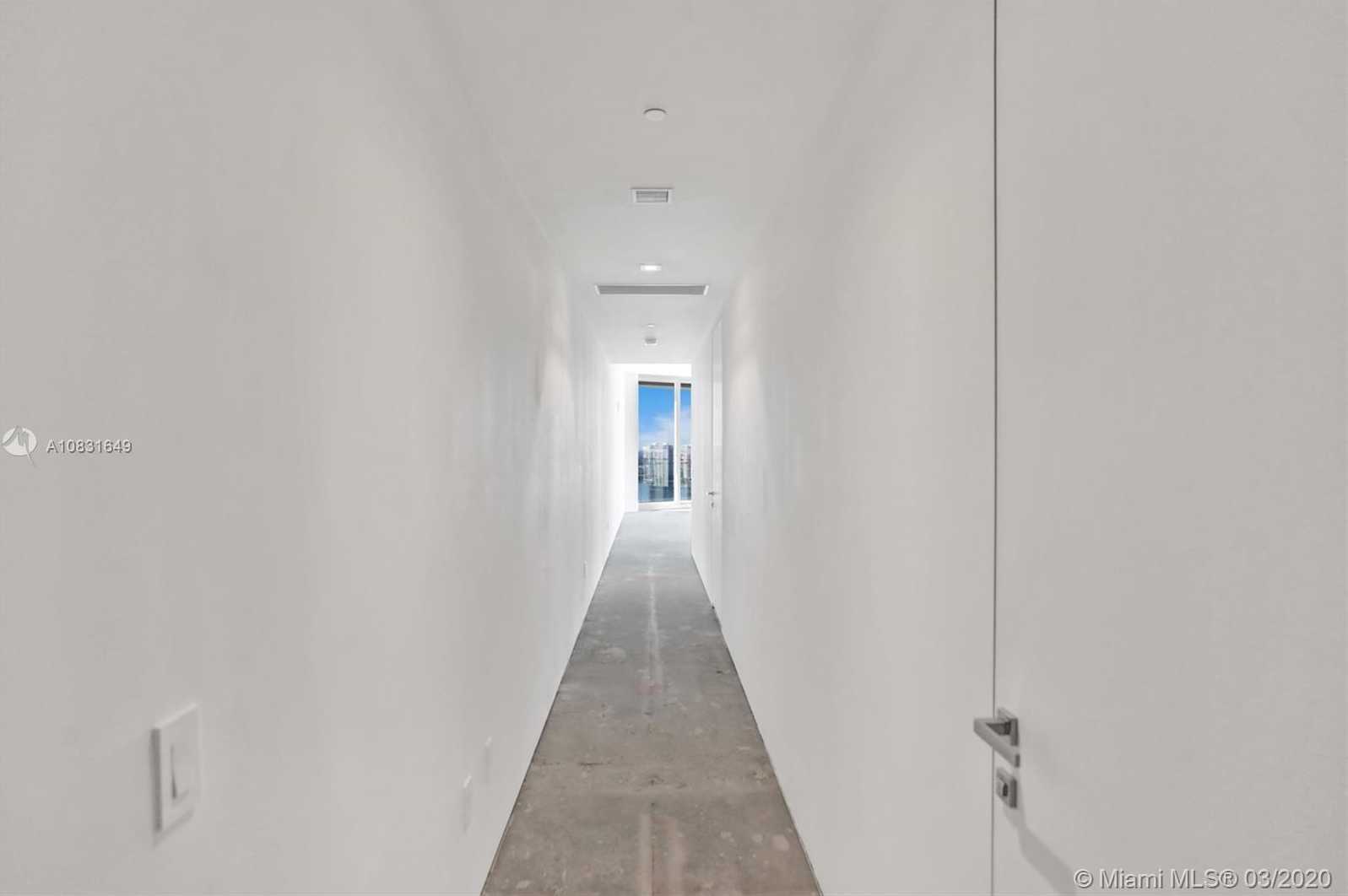 Small Image of 18975 COLLINS #2605, Sunny Isles Beach Number 5