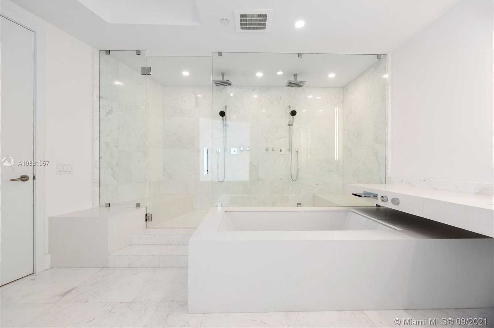 Small Image of 18555 COLLINS AVE #905, Sunny Isles Beach Number 33