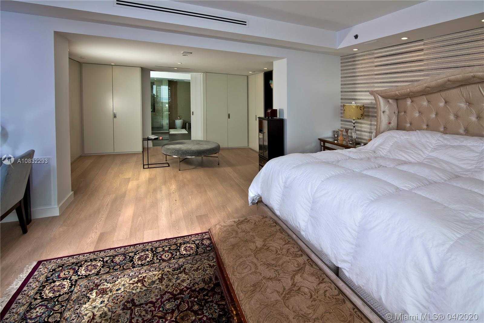 Small Image of 400 ALTON RD #LPH3, Miami Beach Number 6
