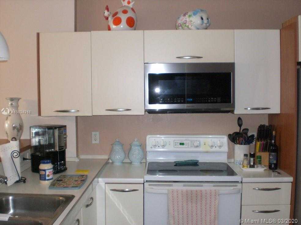 Small Image of 18100 NORTH BAY RD #1104, Sunny Isles Beach Number 16