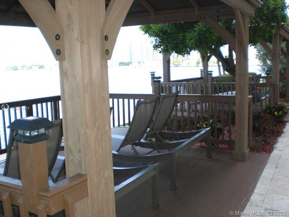 Small Image of 18100 NORTH BAY RD #1104, Sunny Isles Beach Number 7