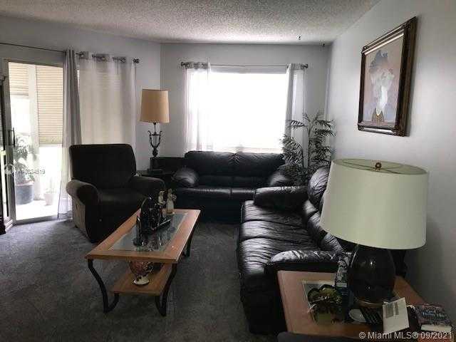 Small Image of 900 SOUTH WEST 128TH AVE #202-D, Pembroke Pines Number 5