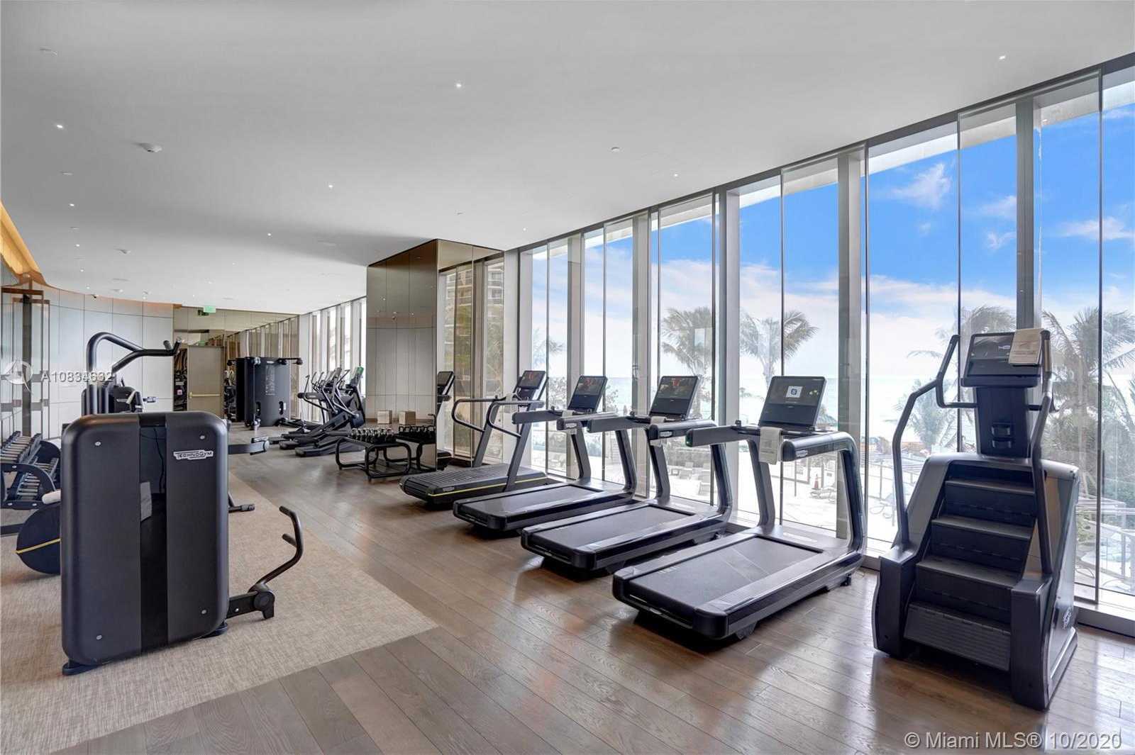 Small Image of 18975 Collins Ave, Sunny Isles Beach, FL 33160, USA Number 13
