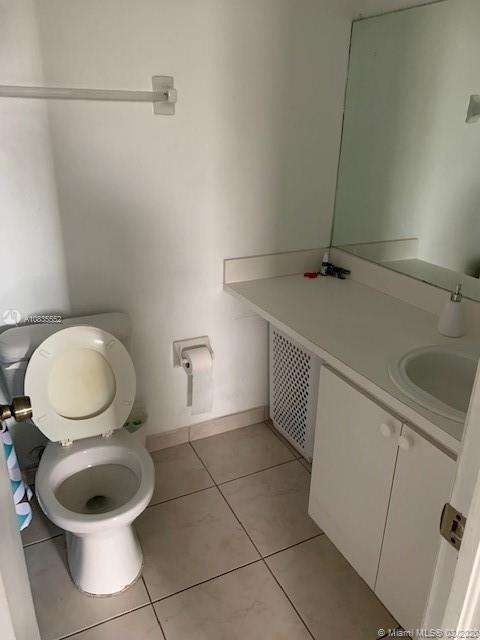 Small Object Image