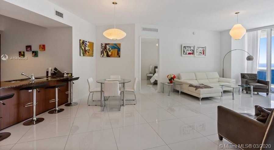 Small Image of 15901 Collins Ave, Sunny Isles Beach, FL 33160, USA Number 3
