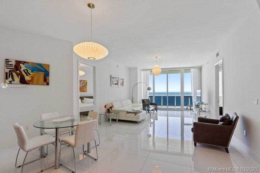 Small Image of 15901 Collins Ave, Sunny Isles Beach, FL 33160, USA Number 5